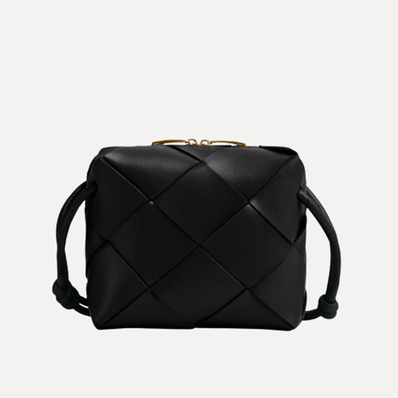 BOTTEGA VENETA 보테가베네타 미니 레더 크로스바디 카세트백 【매장-370만원대】