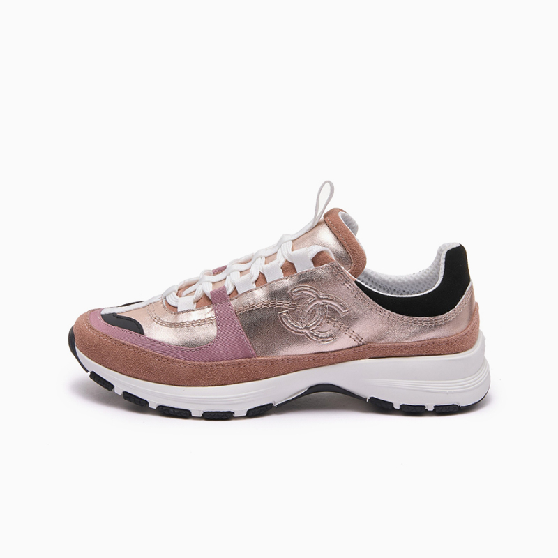 샤넬 Metiers d’art 카프스킨 스니커즈 핑크