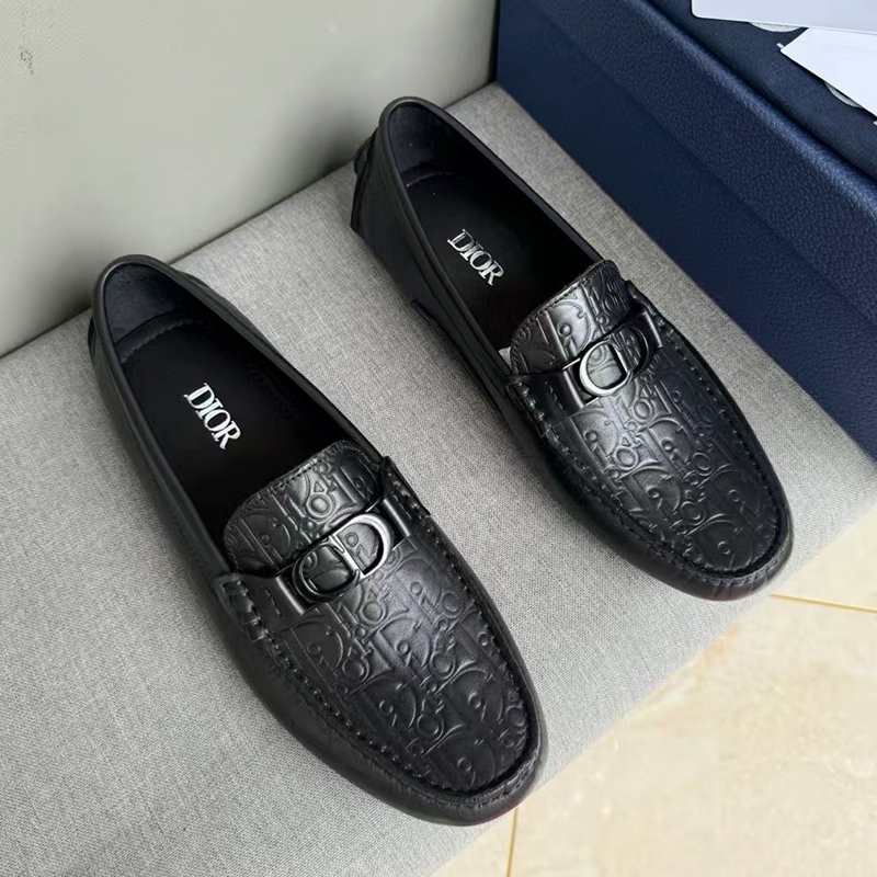 디올 Odéon 카프스킨 로퍼