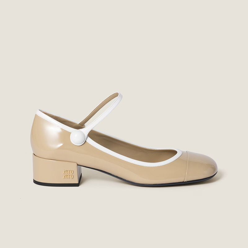 미우미우 투톤 페이턴트 가죽 메리제인 펌프스 5I435E_06E_F0J34_F_A035