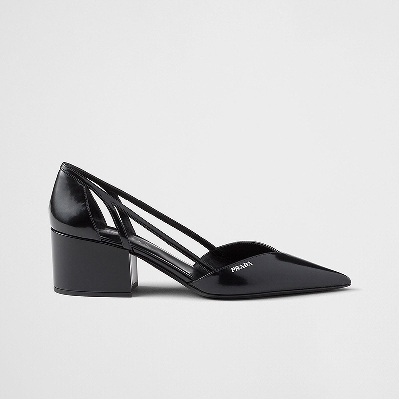 프라다 브러쉬드 레더 컷아웃 펌프스 1I741N_055_F0002_F_DB55