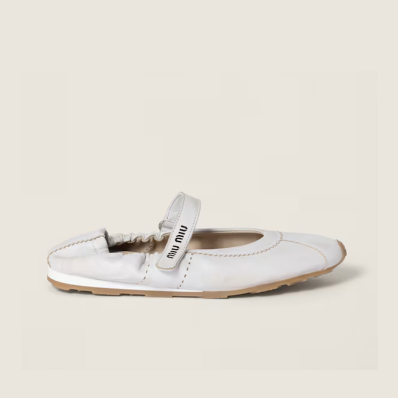 미우미우 블리치드 나파 가죽 발레리나 5F370E_3H02_F0009_F_005