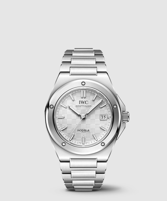 인제니어 40 IW328902