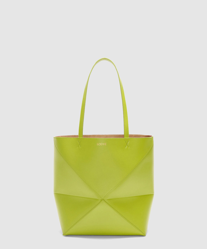 미디엄 사이즈 광택 소가죽 클러치 【매장-420만원대】