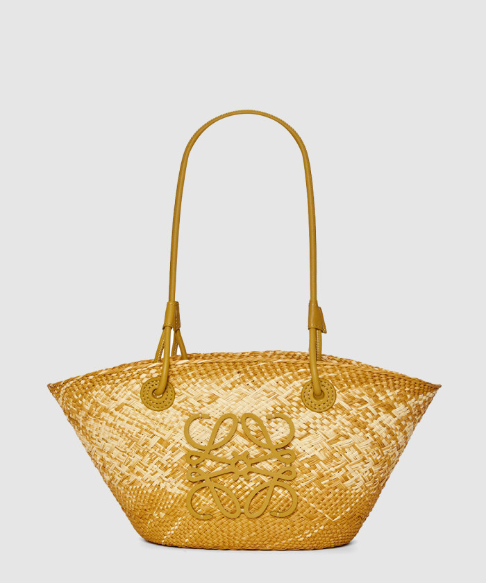 이라카 팜 및 카프스킨 소재의 스몰 애너그램 바스켓백 【매장-260만원대】