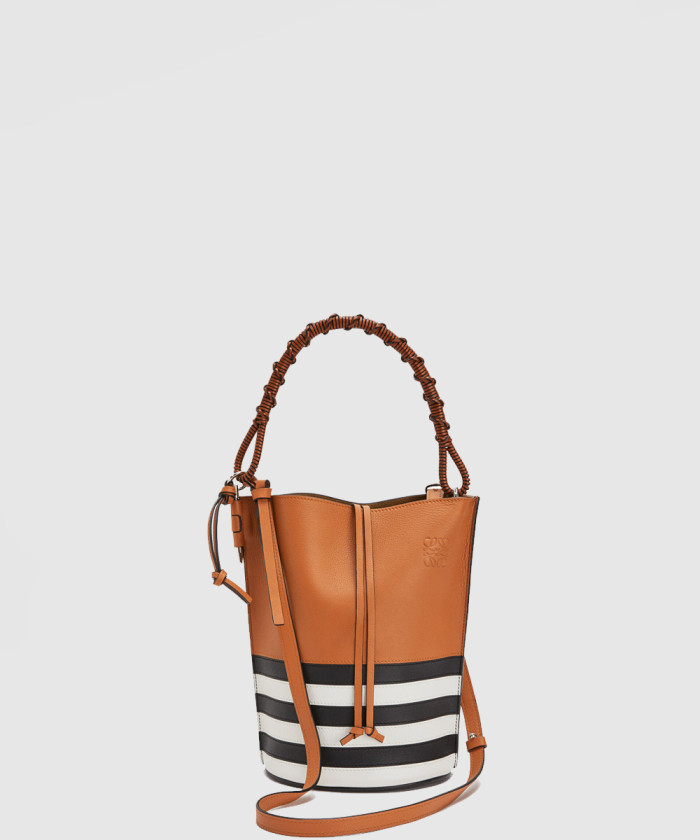 게이트 마린 버킷백 【매장-400만원대】