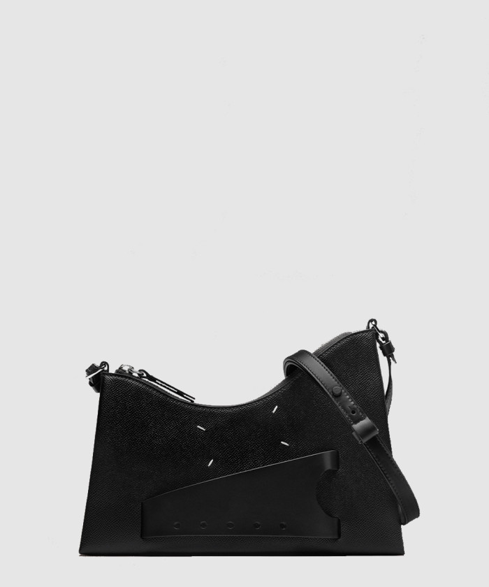 Snatched Hobo 스몰 【매장-260만원대】