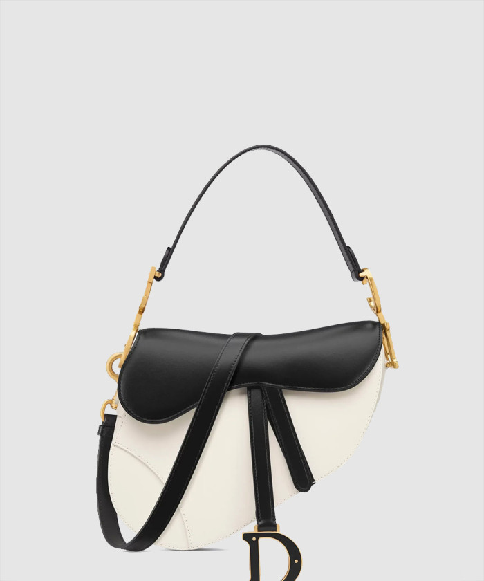 Saddle 스트랩백 M0455 【매장-630만원대】