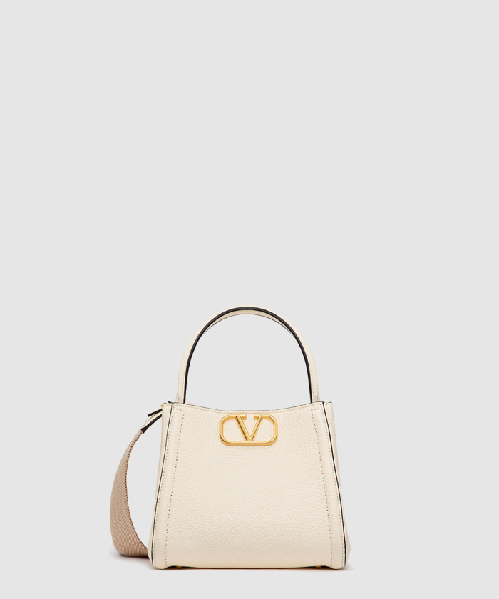 트럼펫 그레인 송아지 가죽 클러치 【매장-150만원대】