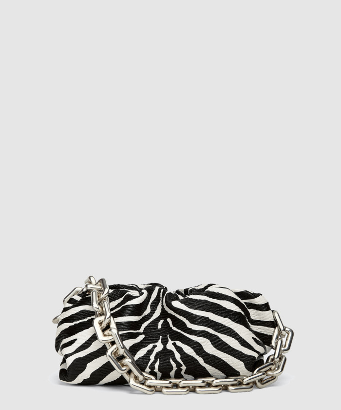 BV 체인 파우치 620230 【매장-420만원대】