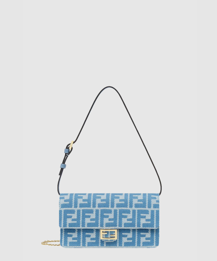 바게트 체인 지갑 8M0498 【매장-220만원대】