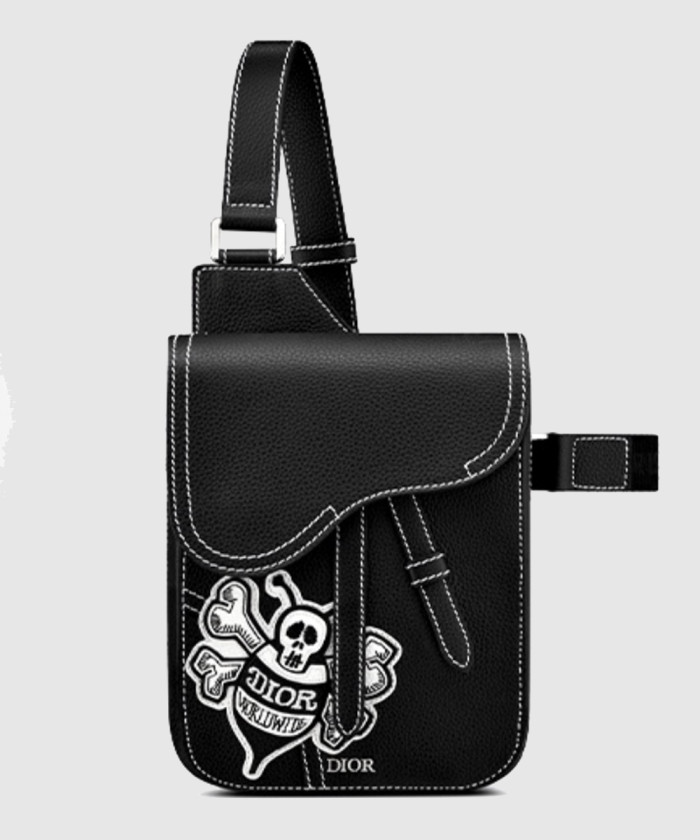 새들 크로스백 1ADPO 【매장-330만원대】