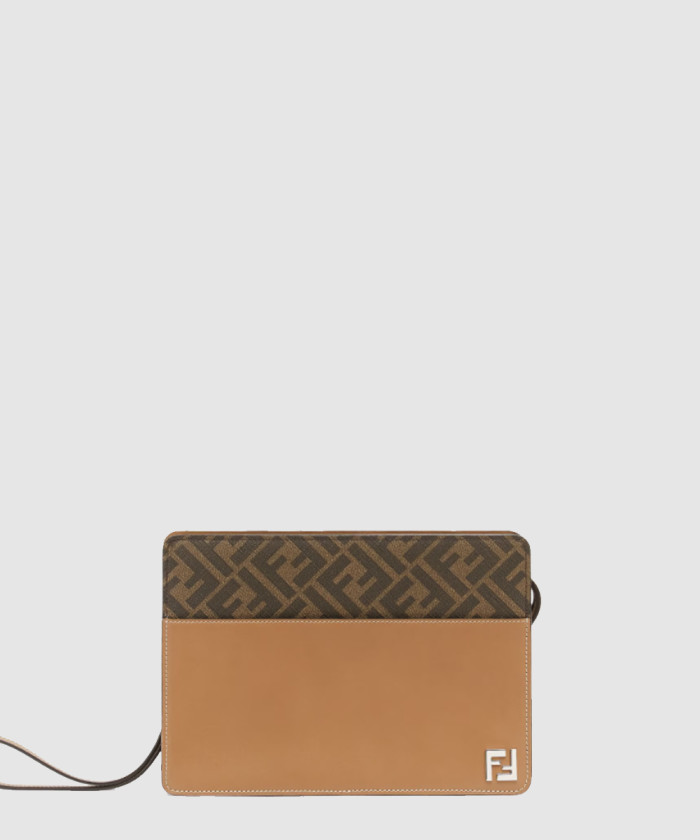 스퀘어 FF 스탠딩 클러치 7N0145 【매장-190만원대】