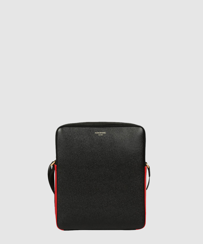 페블 크로스백 MAG117 【매장-210만원대】