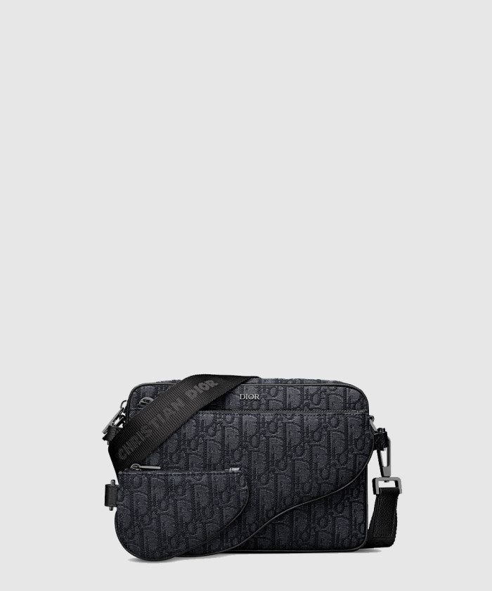 Saddle 트리플 파우치 1ADPO 【매장-340만원대】