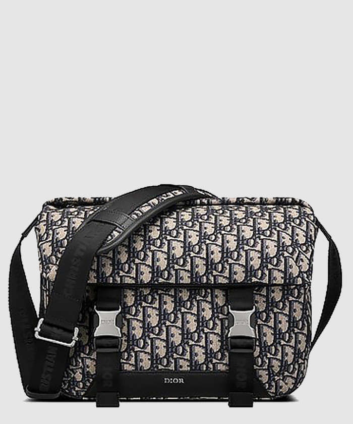 히트 더 로드 메신저백 1ESME 【매장-440만원대】