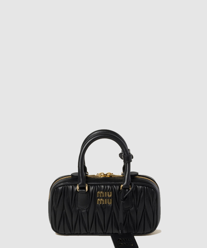 아르카디 마테라쎄 나파 가죽 미니백 5BP088 【매장-320만원대】