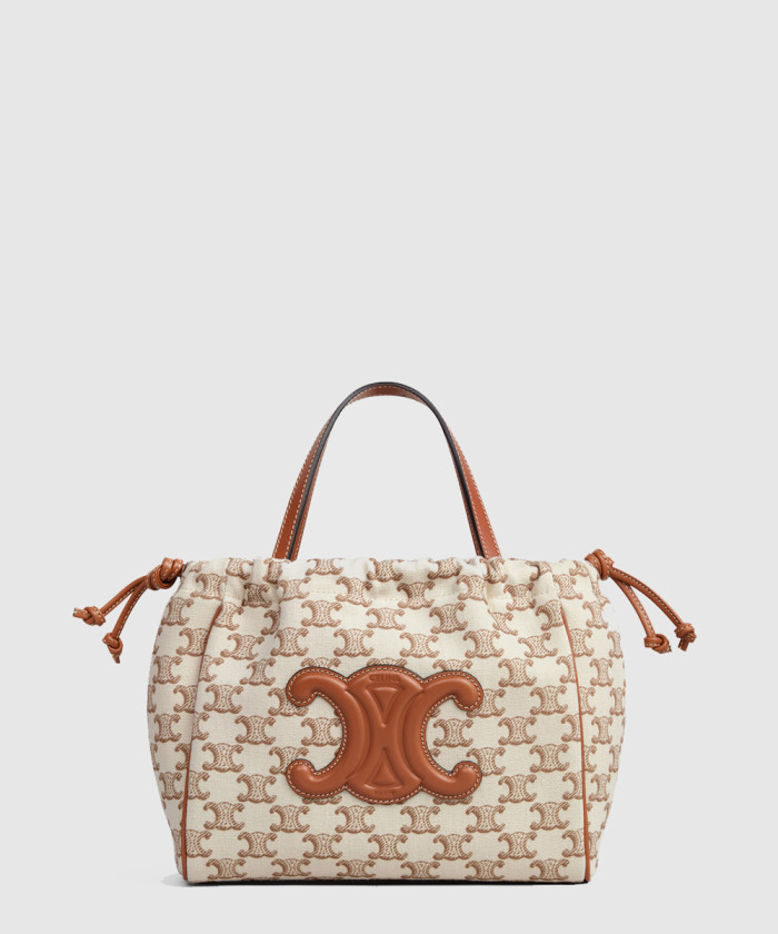 스몰 로고 엠보 패브릭과 소가죽 스트링백 111012 【매장-360만원대】