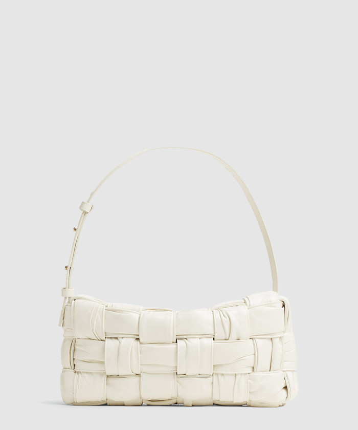 브릭 카세트백 717090 【매장-540만원대】