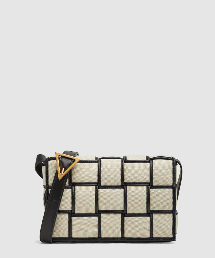 패디드 카세트백 710210 【매장-510만원대】