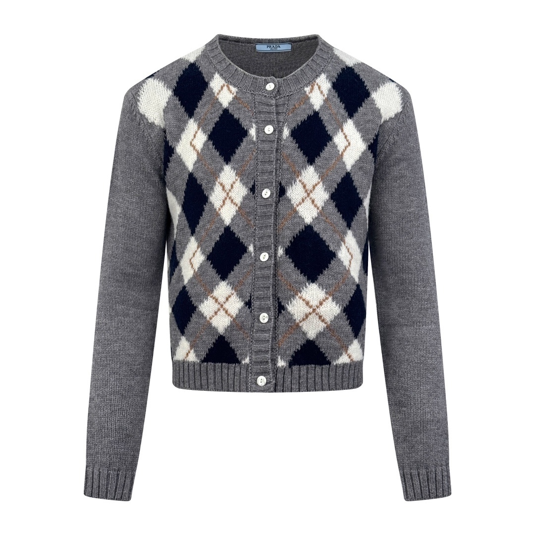 프라다 다이아몬드 자수 가디건 (남녀공용)